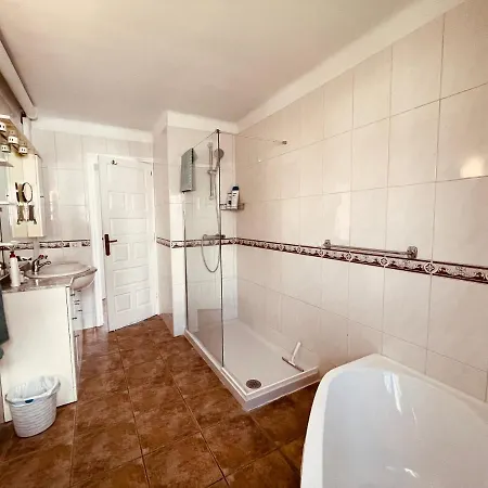 House Private Heated Pool Amazing View On Golf Ocean 3 Bedrooms 3 Bathrooms 6 To 8 Adults 3-17 Years Old Children Being Considered Adults And In Addition 0-2 Years Old Children Are Welcome For Free 度假居 *