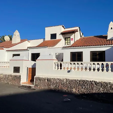 House Private Heated Pool Amazing View On Golf Ocean 3 Bedrooms 3 Bathrooms 6 To 8 Adults 3-17 Years Old Children Being Considered Adults And In Addition 0-2 Years Old Children Are Welcome For Free Ferienhaus